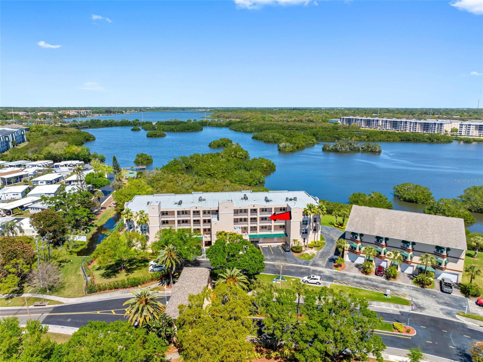 Image 50 of 69 For 6575 99th Way N 22205