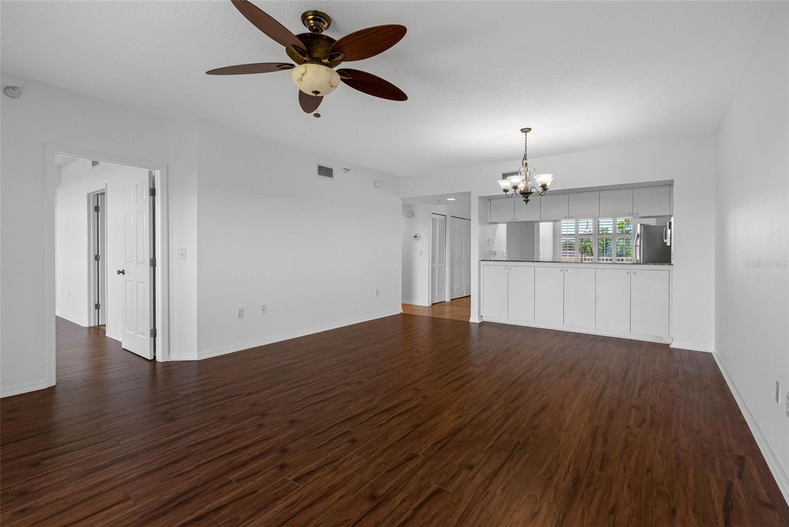 Image 8 of 69 For 6575 99th Way N 22205