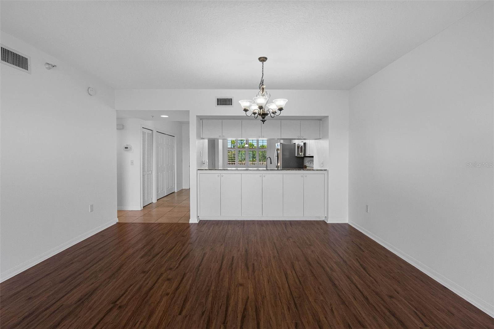 Image 9 of 69 For 6575 99th Way N 22205