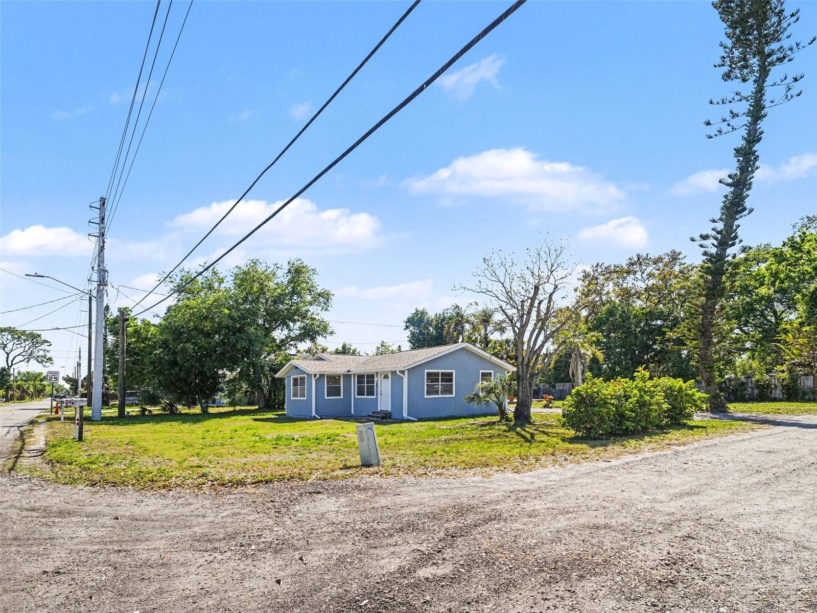 Image 4 of 30 For 4712 30th Street W