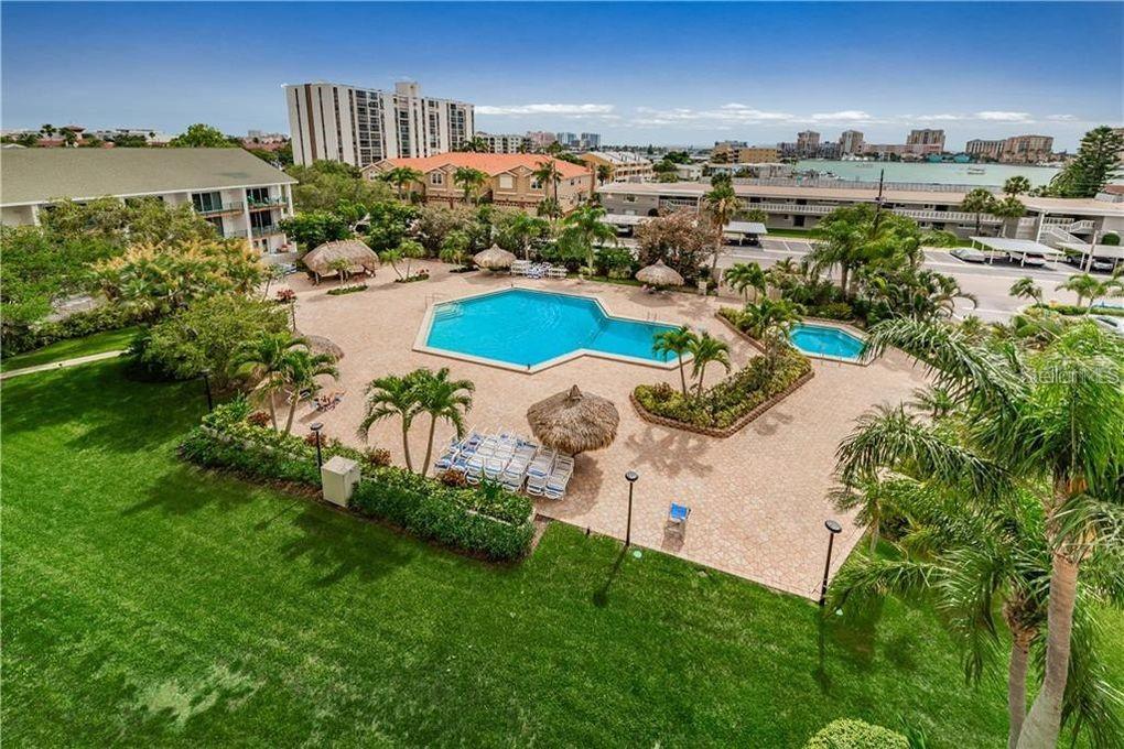 Image 43 of 82 For 400 Island Way 504