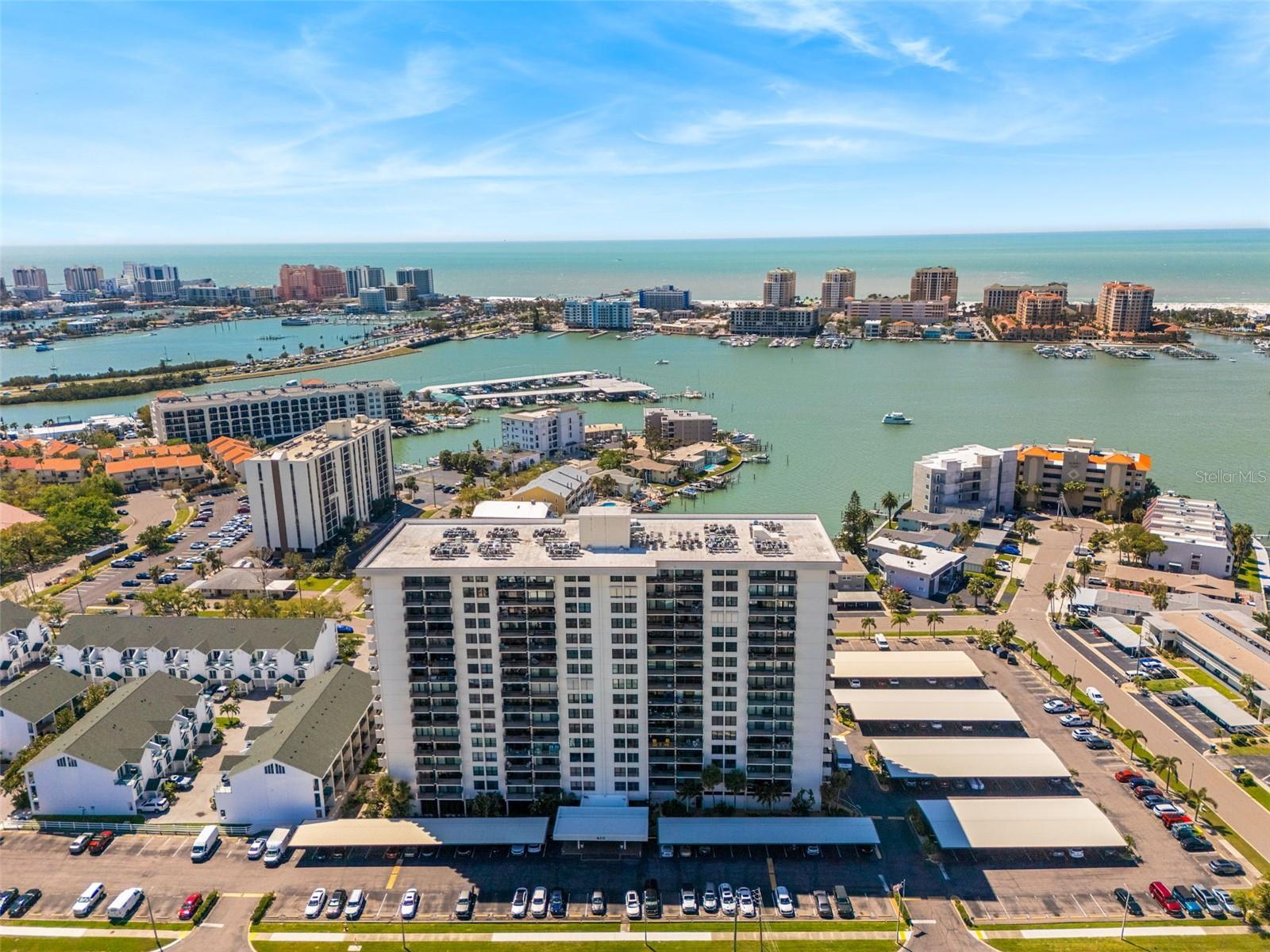 Image 61 of 82 For 400 Island Way 504