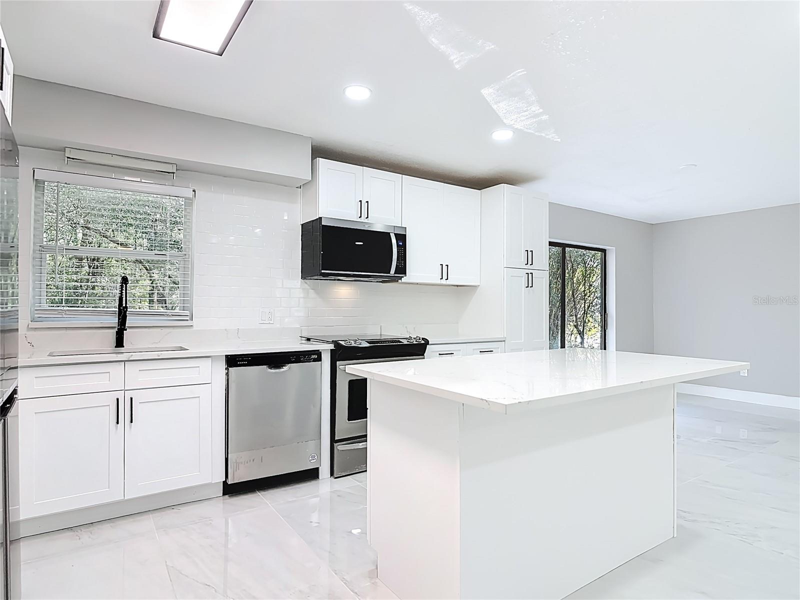 Image 7 of 31 For 31440 Prestwick Avenue