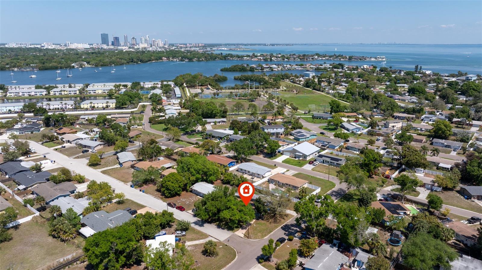 Image 39 of 42 For 280 38th Avenue Se