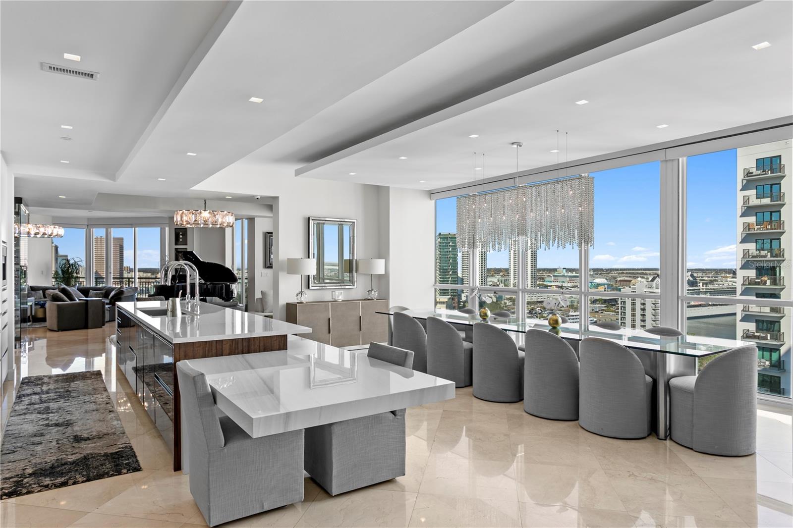 Listing photo id 25 for 450 Knights Run Avenue 1801