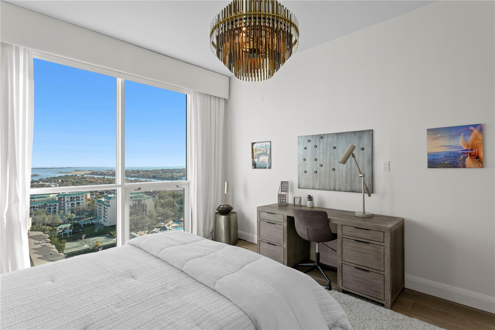 Listing photo id 44 for 450 Knights Run Avenue 1801