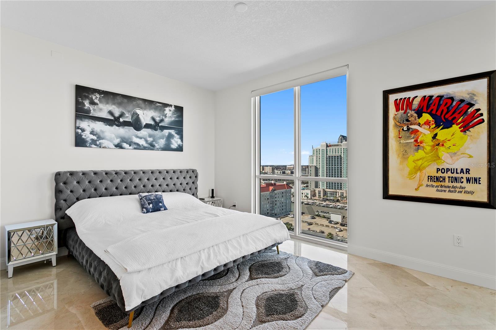 Listing photo id 47 for 450 Knights Run Avenue 1801