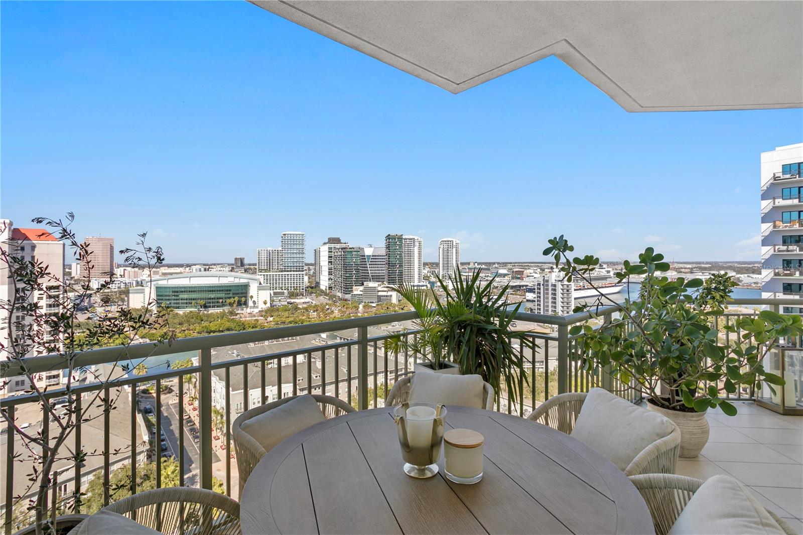 Listing photo id 55 for 450 Knights Run Avenue 1801