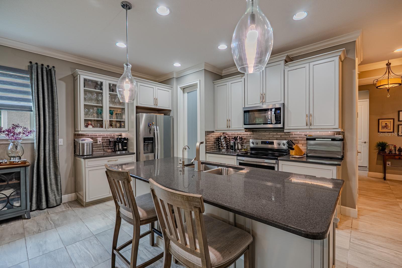 Image 11 of 57 For 11716 Wrought Pine Loop