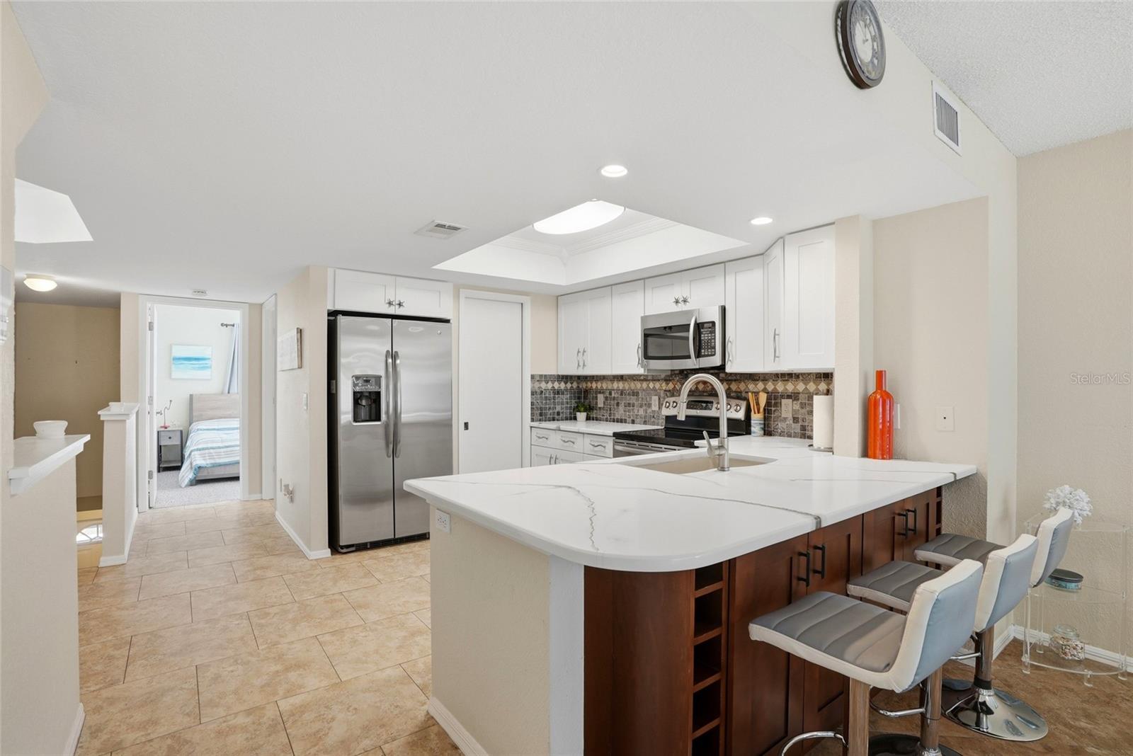 Image 11 of 55 For 900 Harbour House Drive