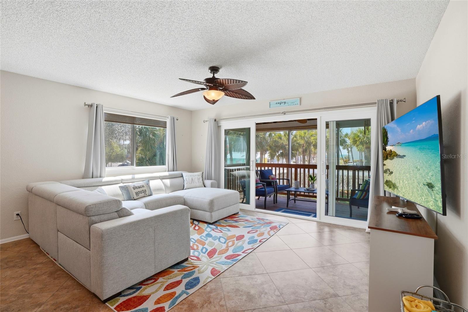 Image 16 of 55 For 900 Harbour House Drive