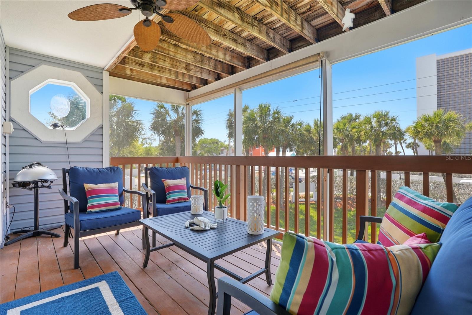 Image 19 of 55 For 900 Harbour House Drive