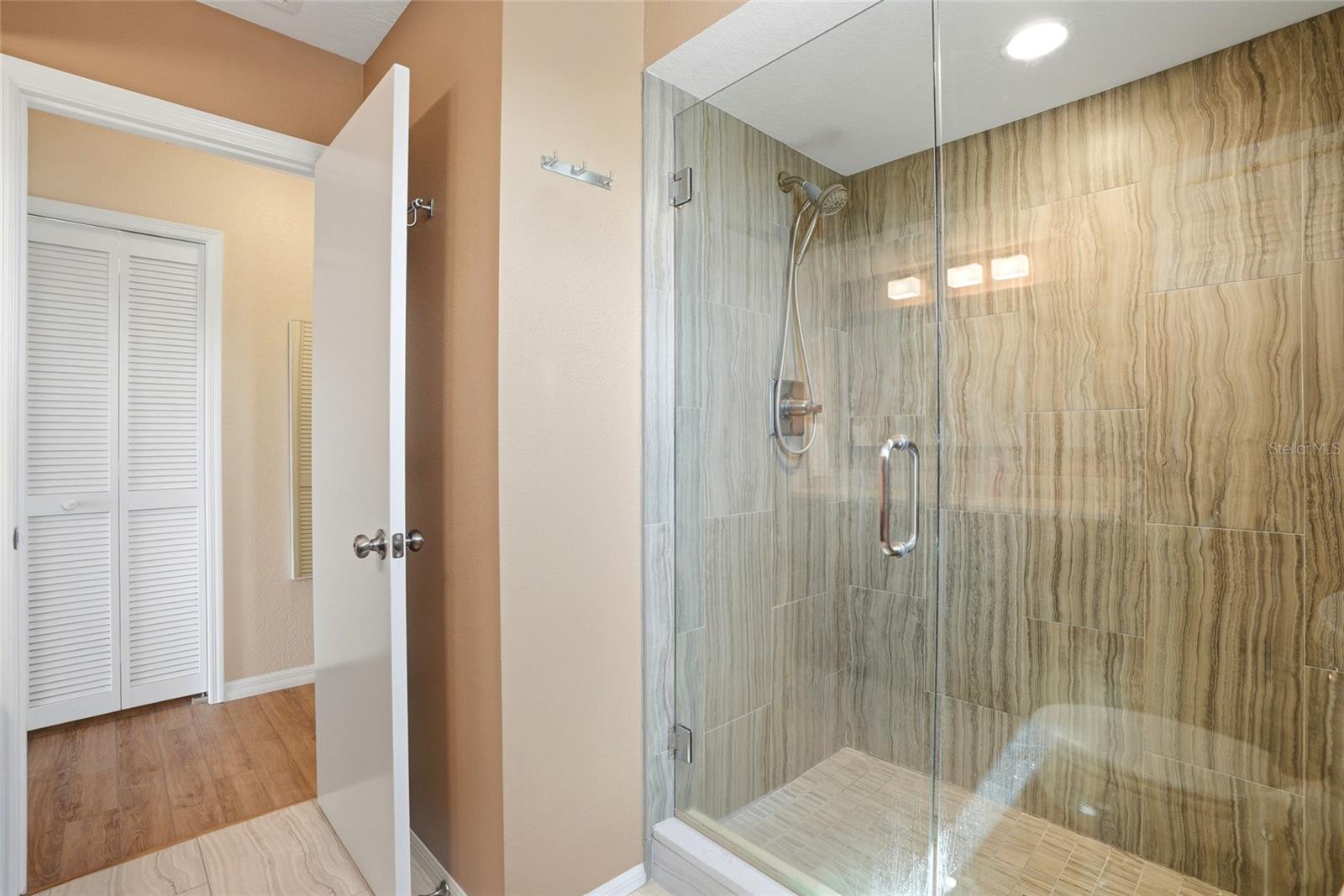 Image 34 of 55 For 900 Harbour House Drive