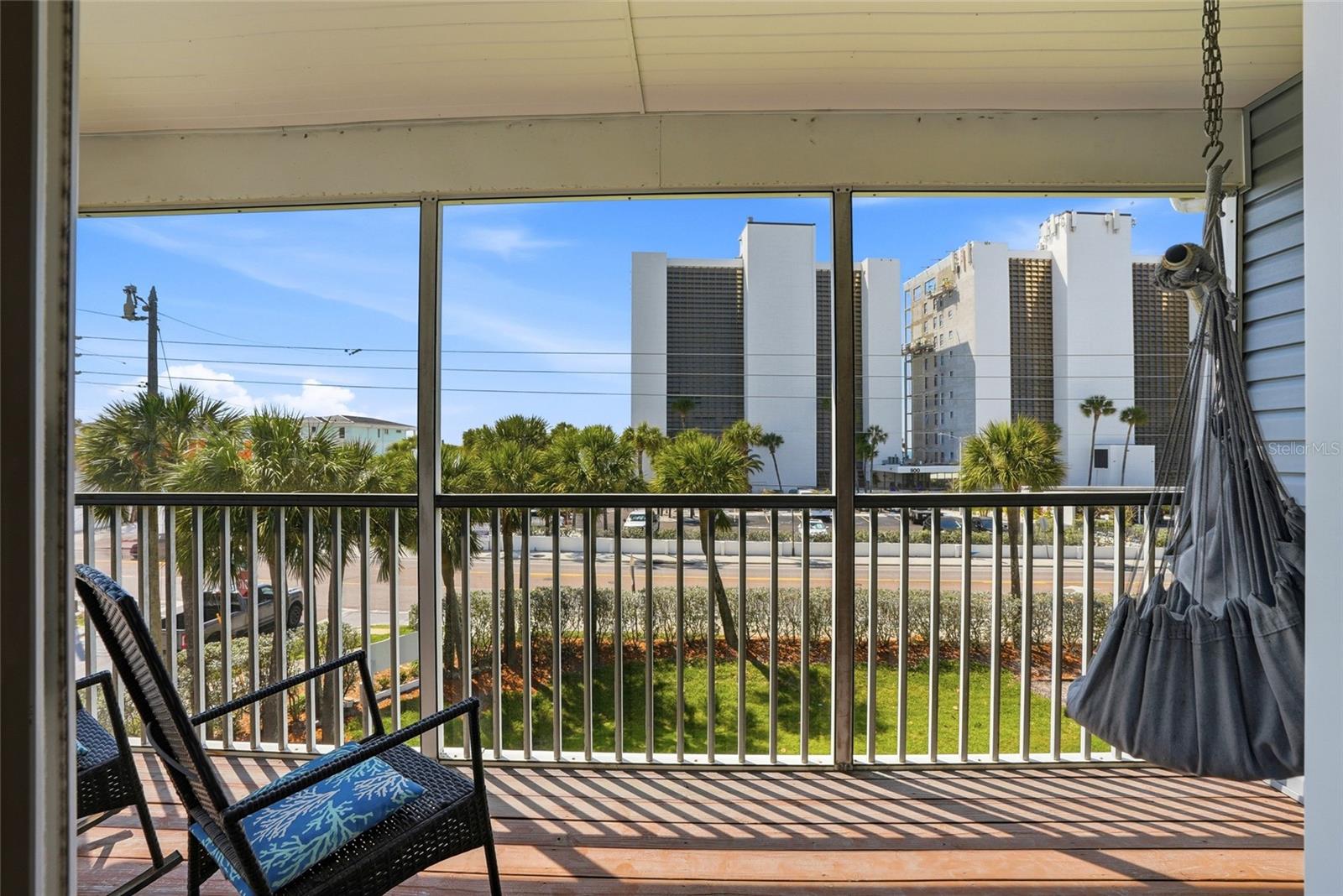 Image 36 of 55 For 900 Harbour House Drive