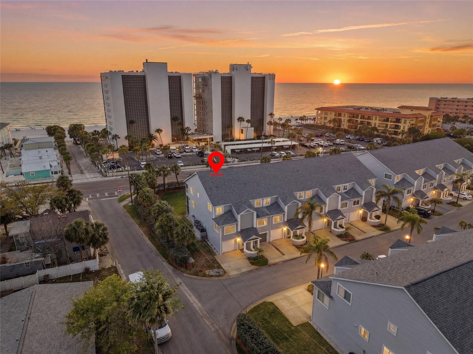 Image 4 of 55 For 900 Harbour House Drive