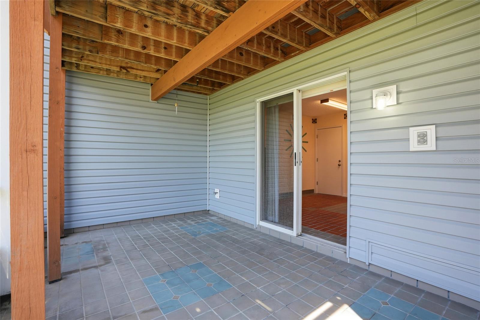 Image 44 of 55 For 900 Harbour House Drive