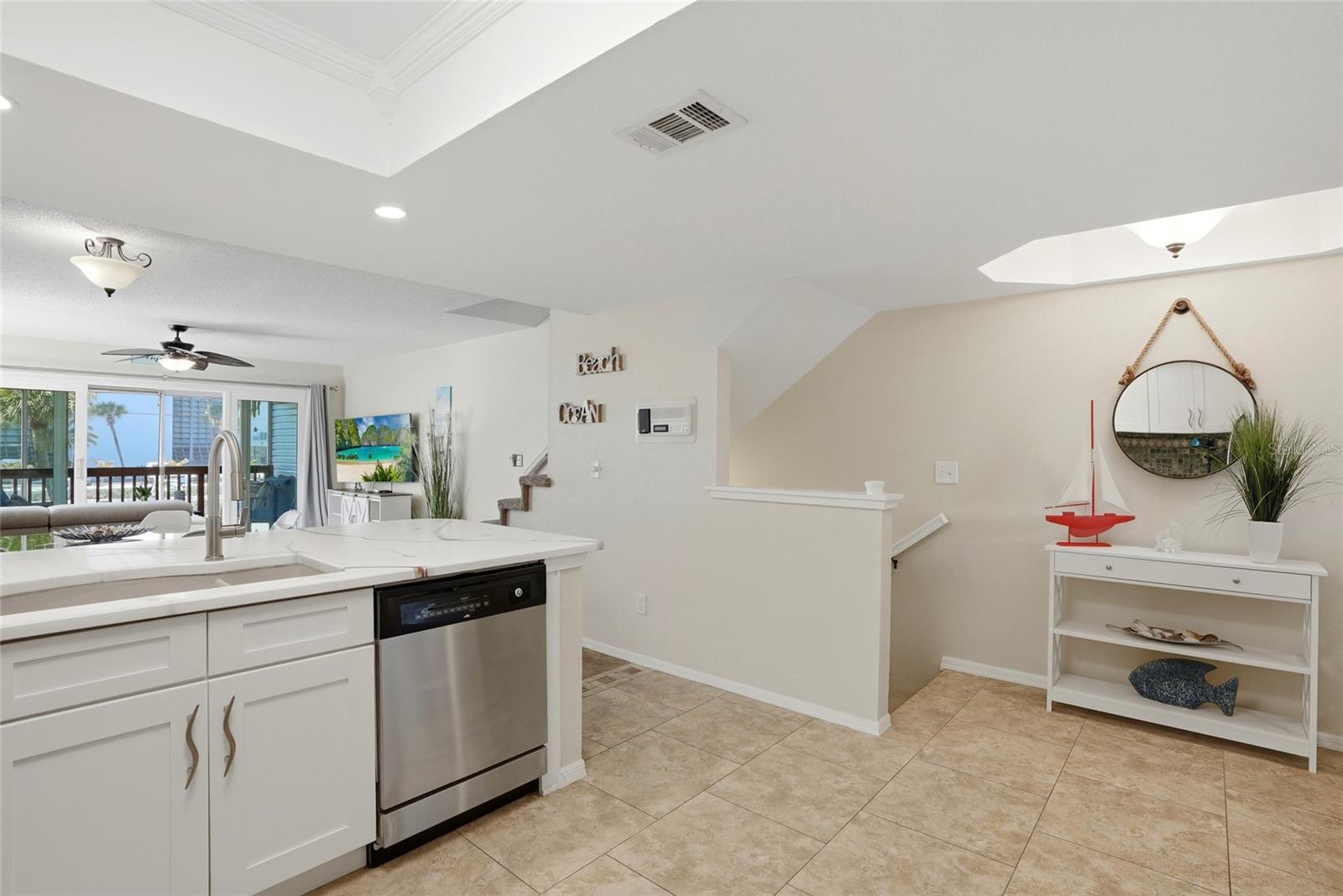 Image 9 of 55 For 900 Harbour House Drive