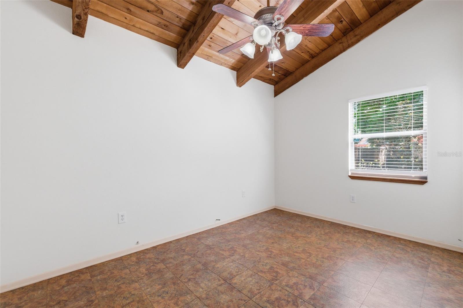 Image 16 of 24 For 6440 68th Avenue N