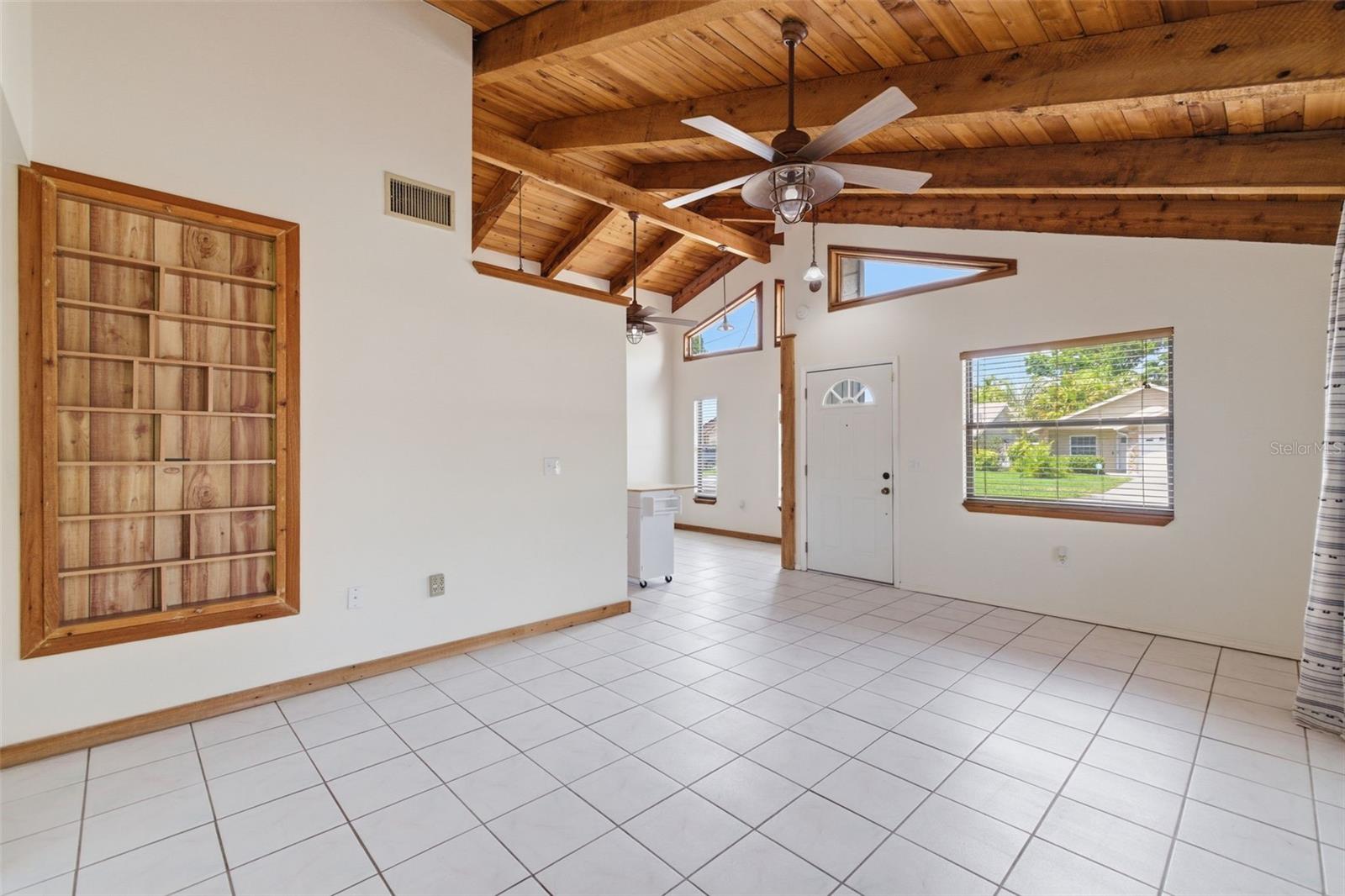 Image 5 of 24 For 6440 68th Avenue N