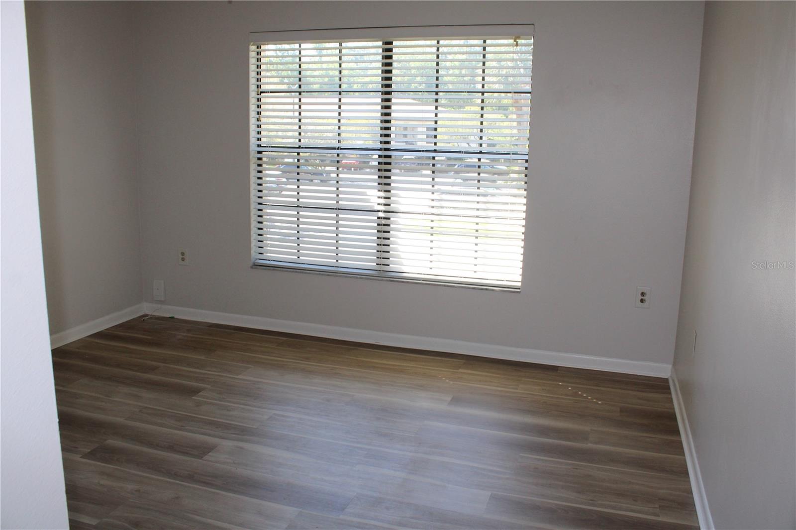 Image 10 of 17 For 3345 Crystal Court E E