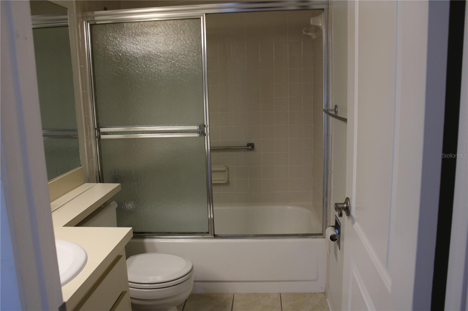 Image 11 of 17 For 3345 Crystal Court E E