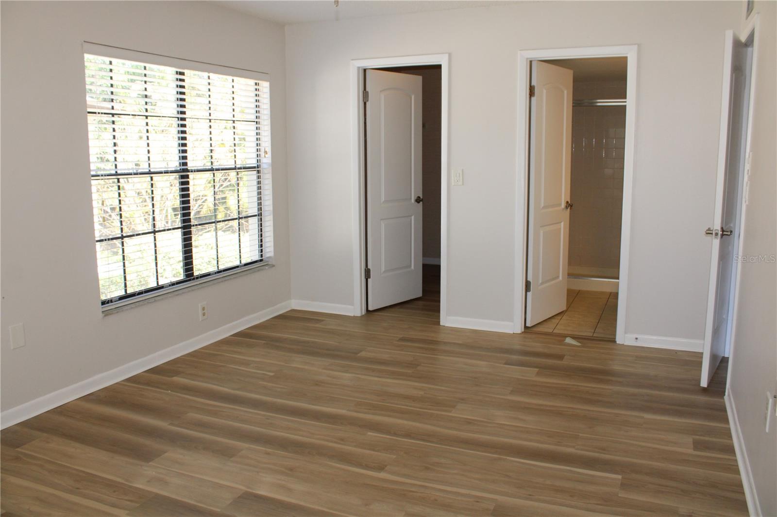 Image 12 of 17 For 3345 Crystal Court E E