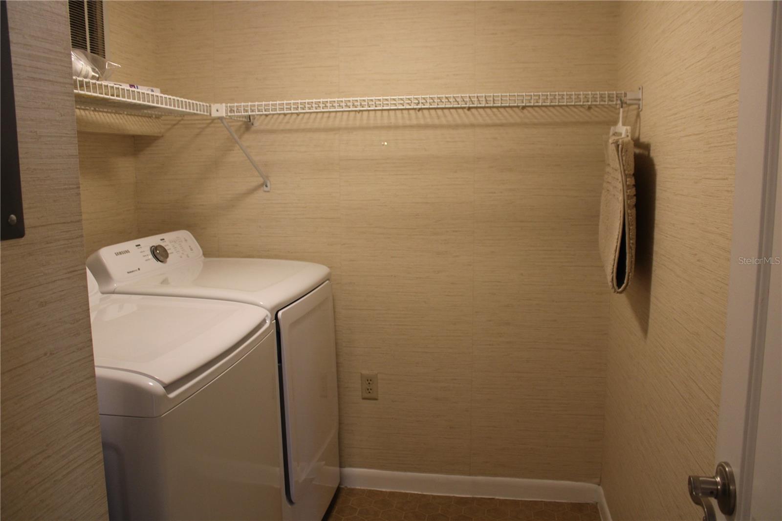 Image 8 of 17 For 3345 Crystal Court E E