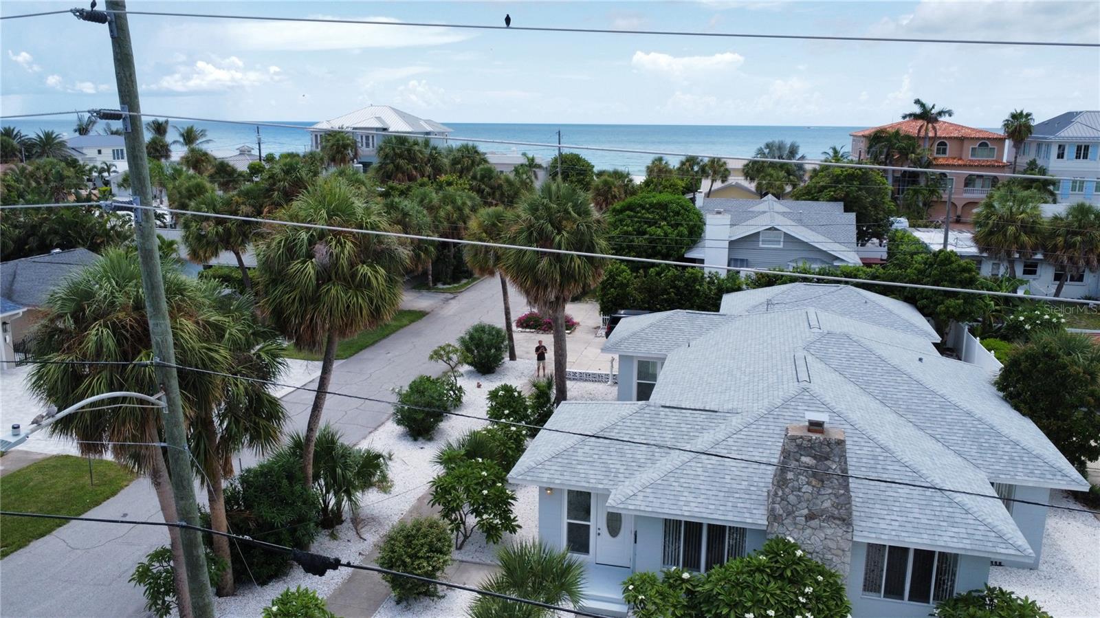 Image 22 of 49 For 850 Mandalay Avenue