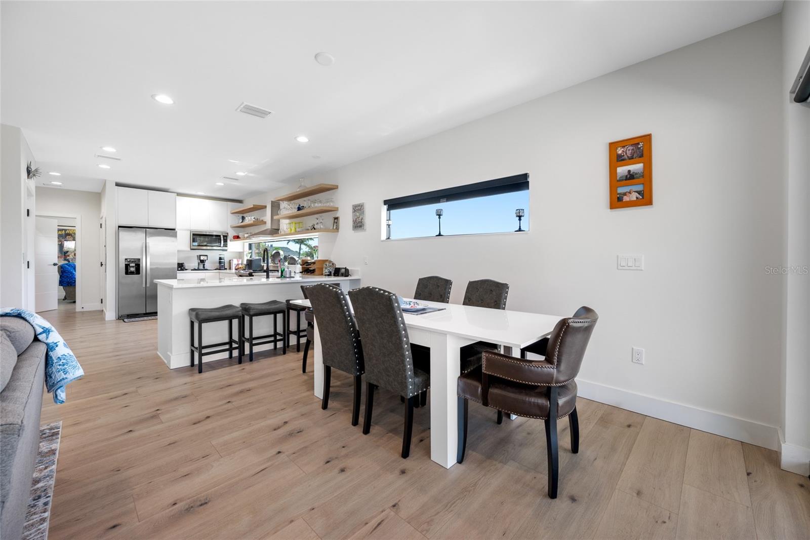 Image 22 of 62 For 2200 Bay Boulevard A