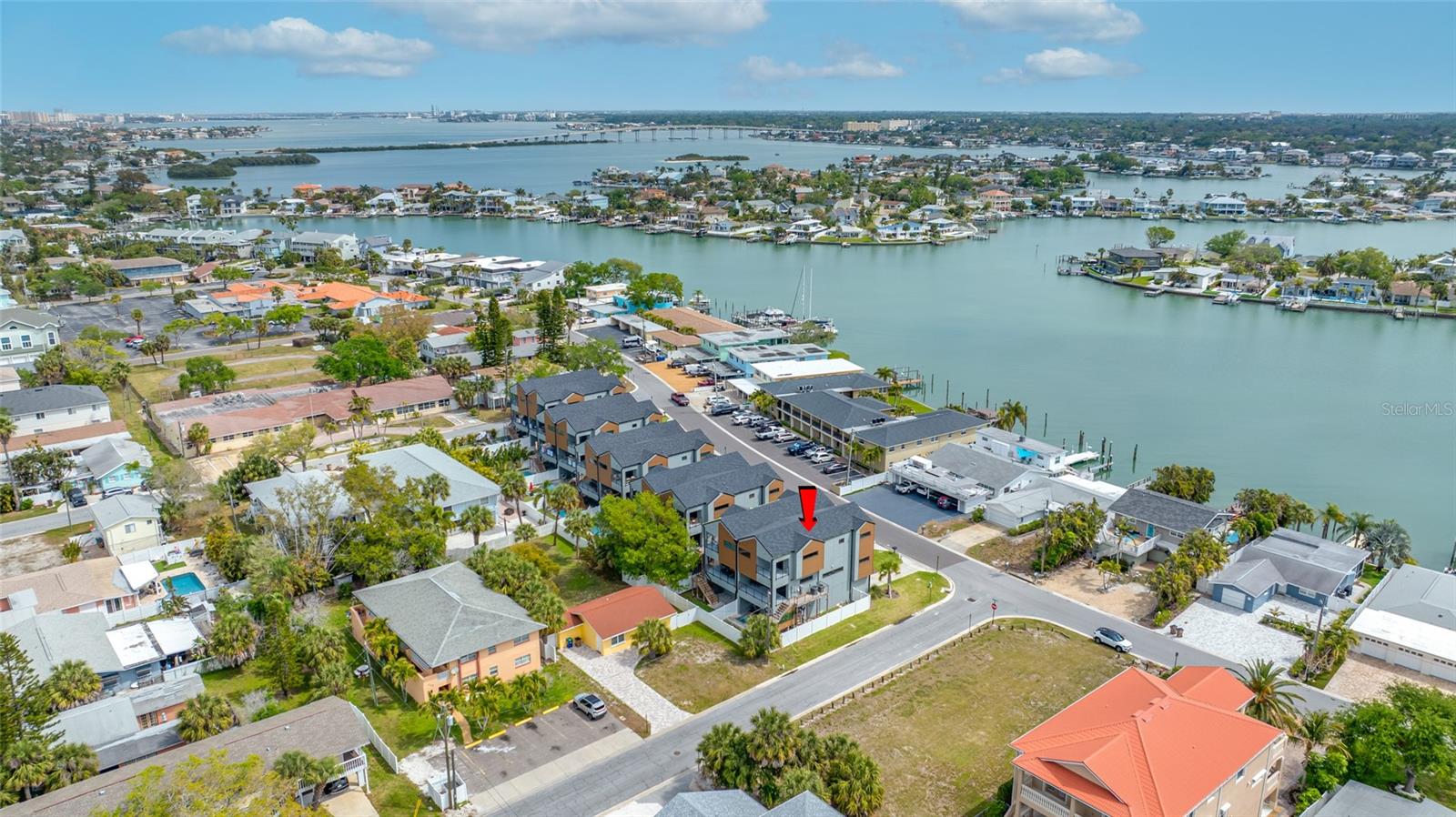 Image 57 of 62 For 2200 Bay Boulevard A