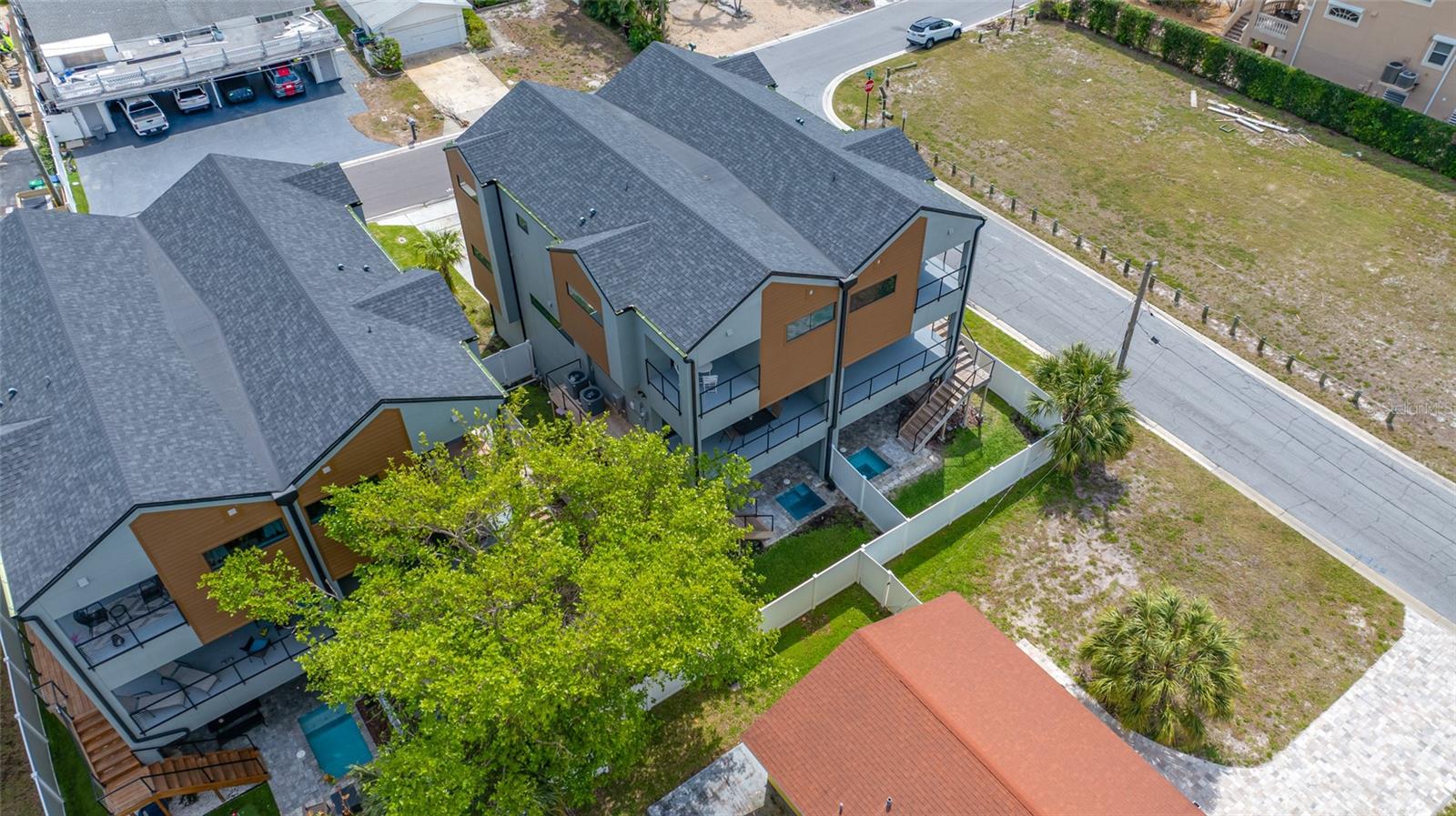 Image 58 of 62 For 2200 Bay Boulevard A