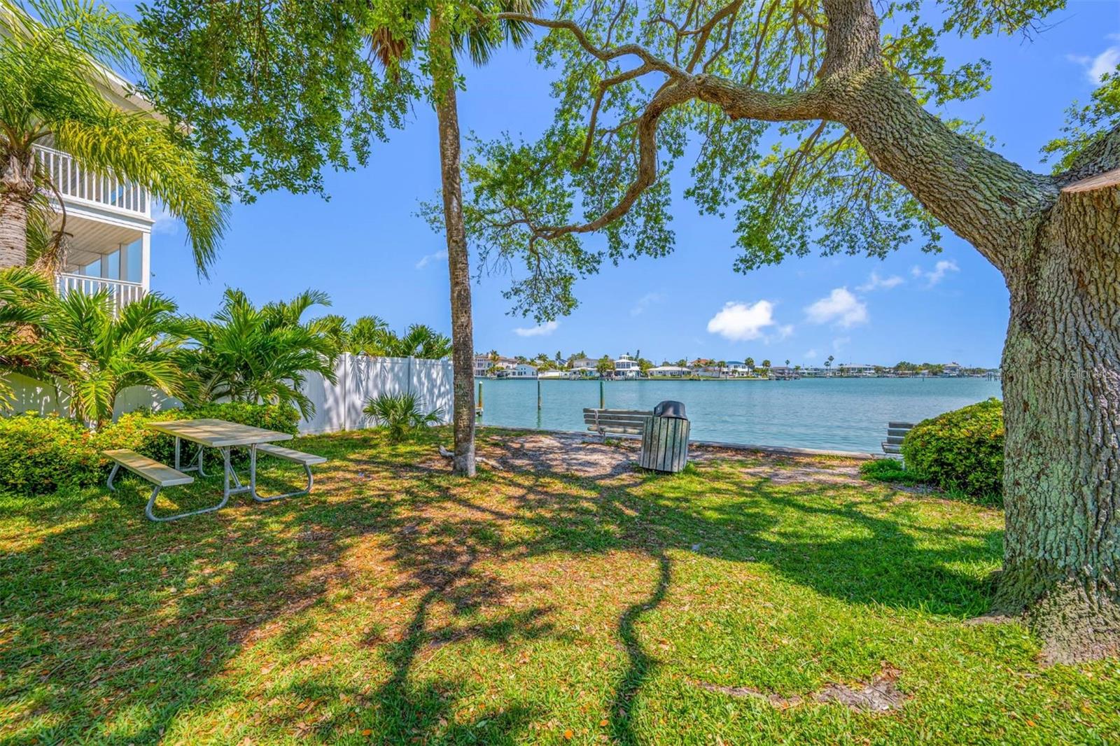 Image 60 of 62 For 2200 Bay Boulevard A