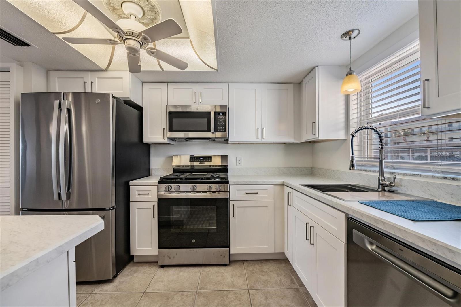 Image 20 of 49 For 7 Dunoon Place 102