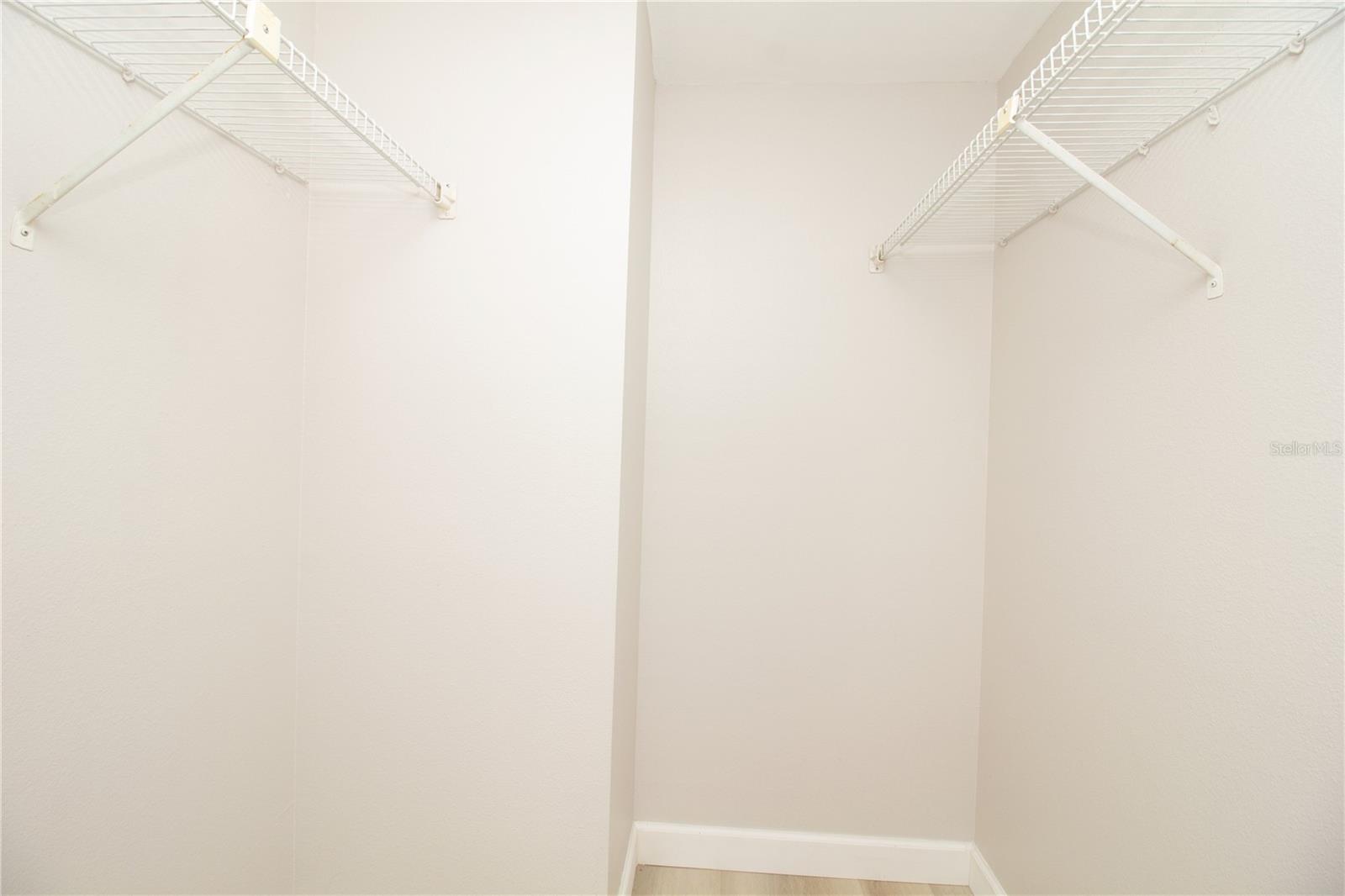 Image 15 of 27 For 6907 Stones Throw Circle N 2101