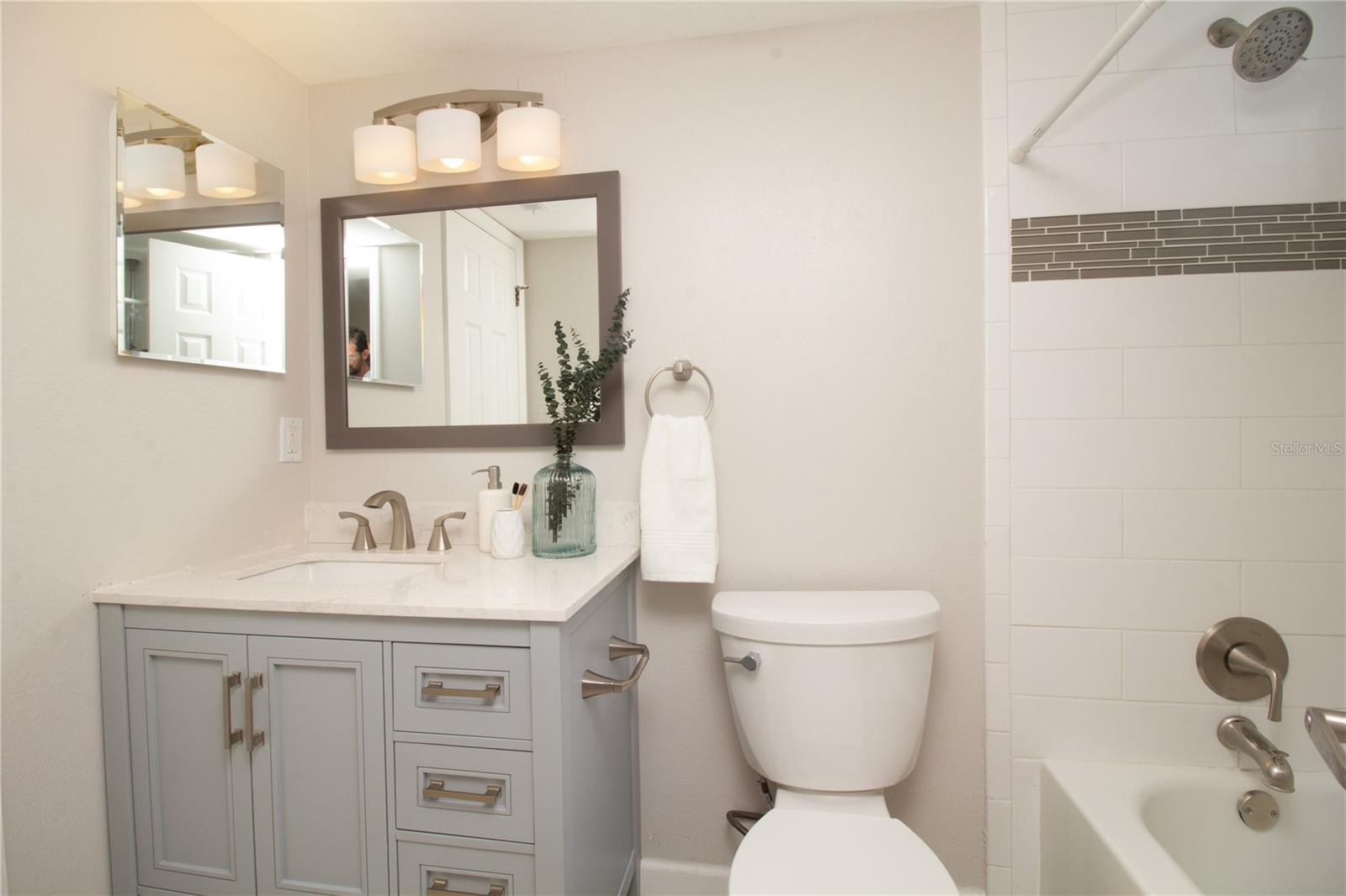 Image 9 of 27 For 6907 Stones Throw Circle N 2101