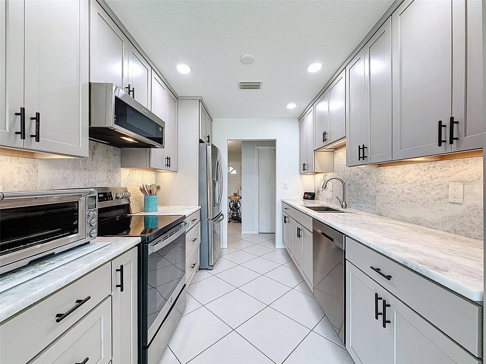 Image 10 of 51 For 2629 Lancaster Drive