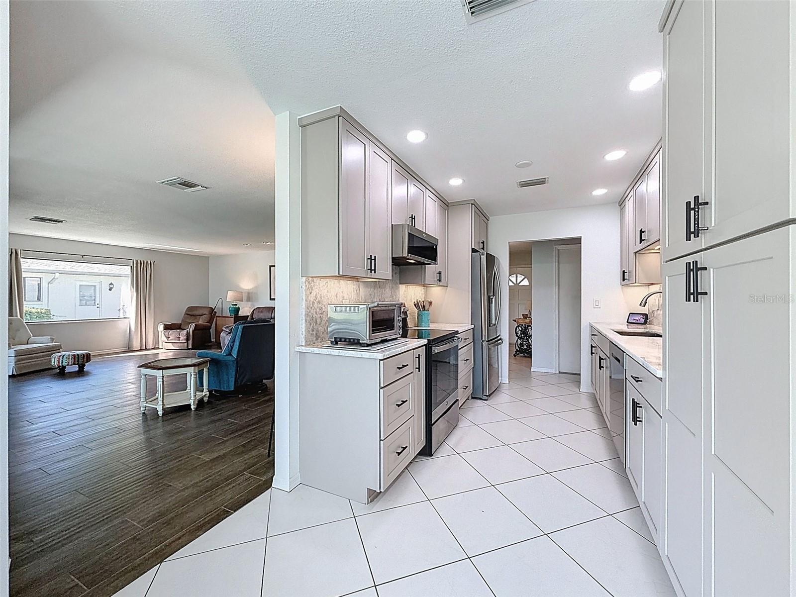 Image 9 of 51 For 2629 Lancaster Drive