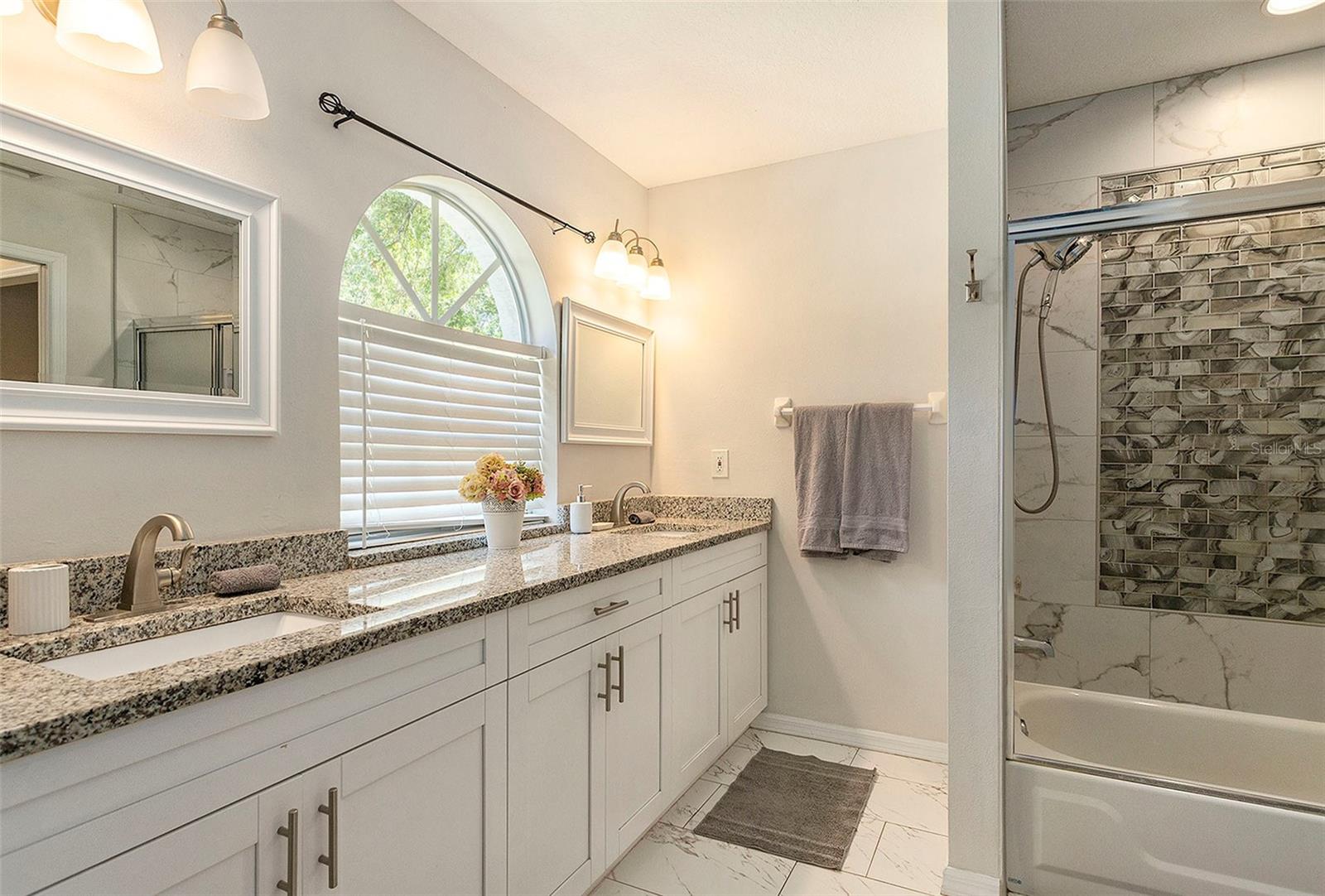 Image 18 of 35 For 9105 Zanmar Drive