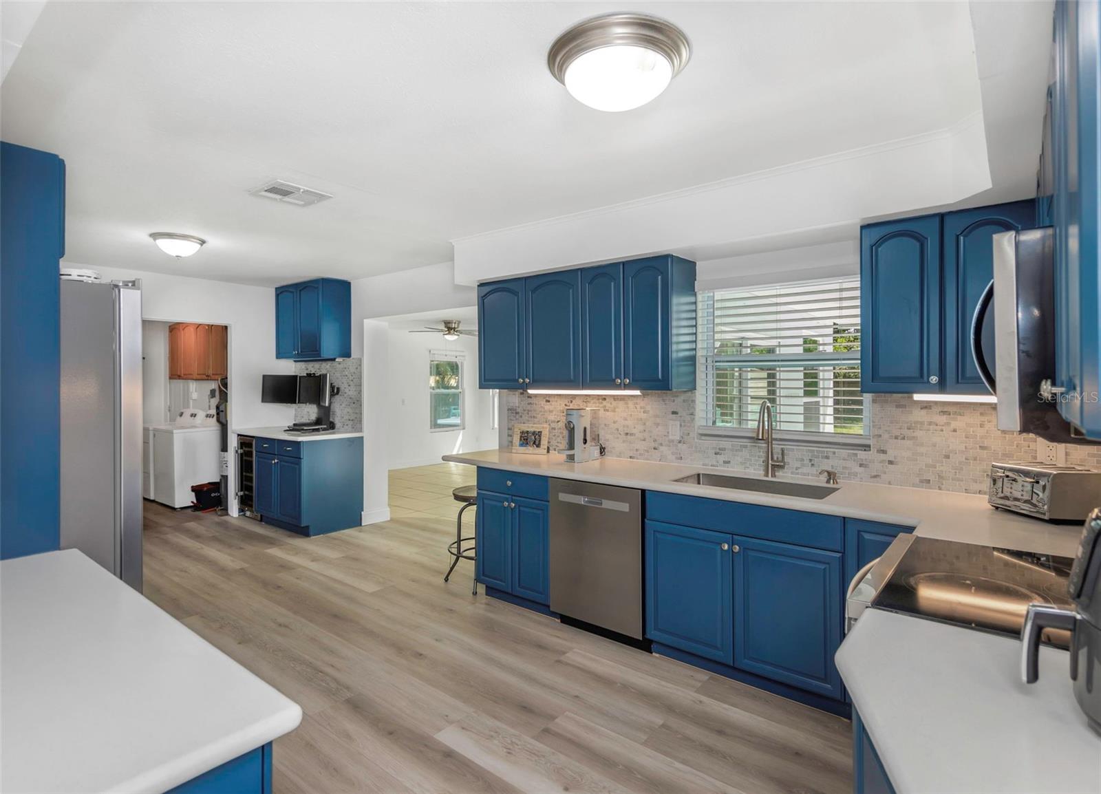 Image 11 of 57 For 3070 Dryer Avenue