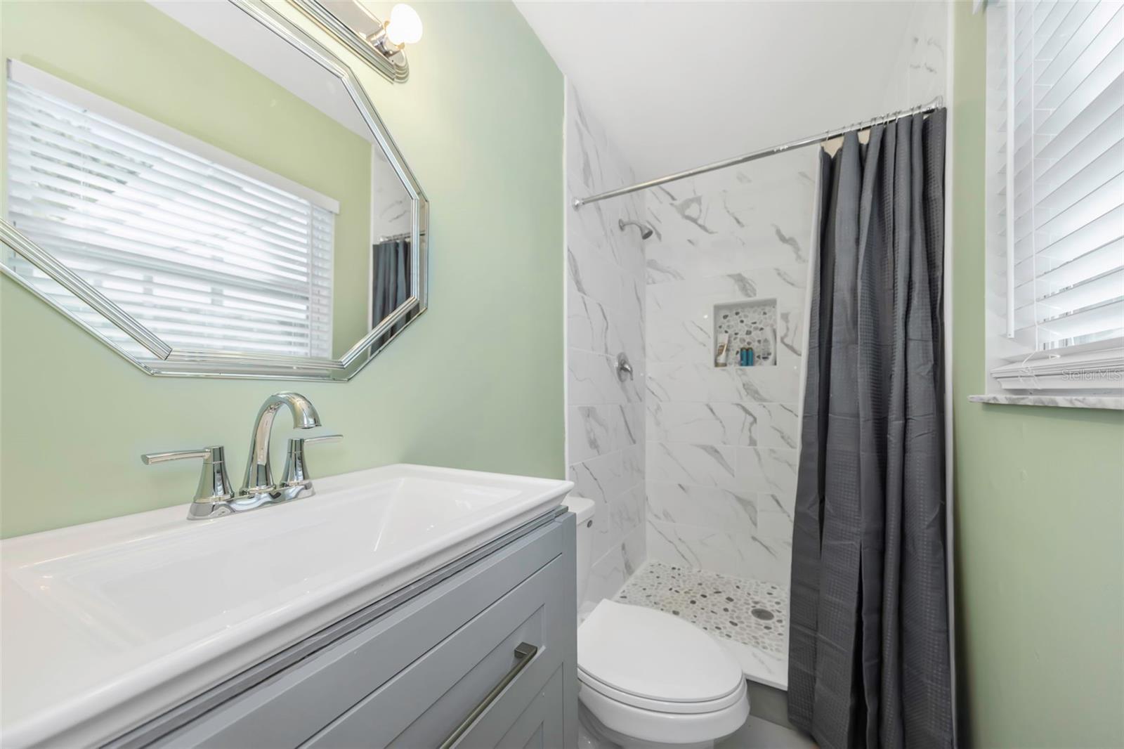 Image 19 of 57 For 3070 Dryer Avenue