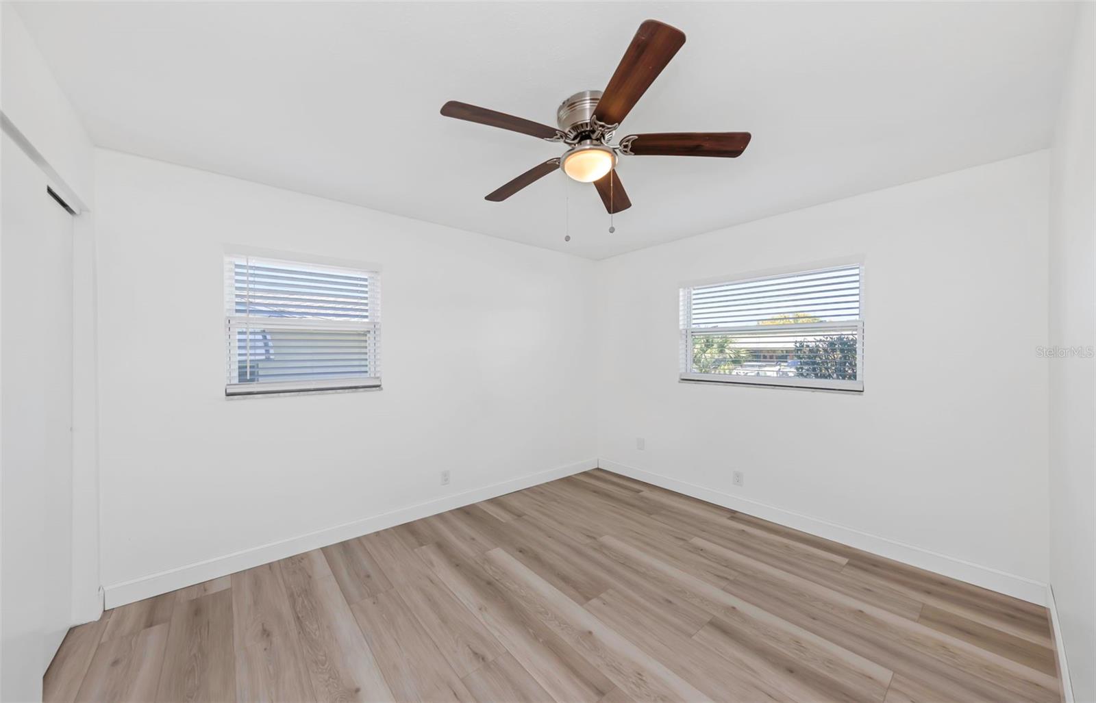 Image 22 of 57 For 3070 Dryer Avenue