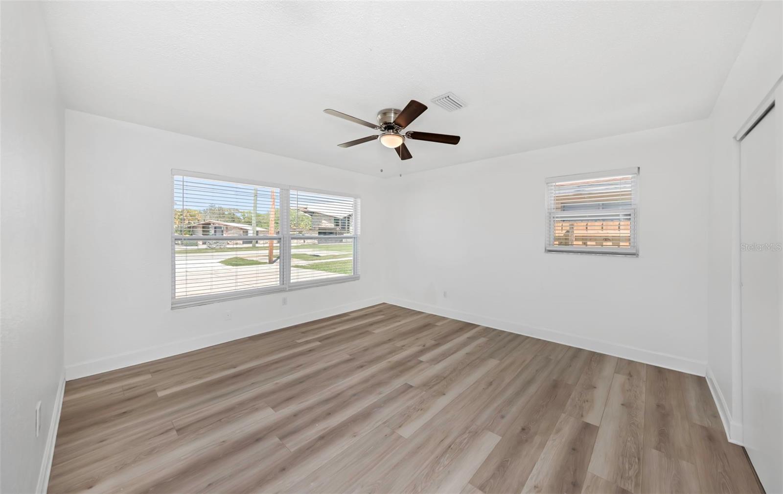 Image 29 of 57 For 3070 Dryer Avenue