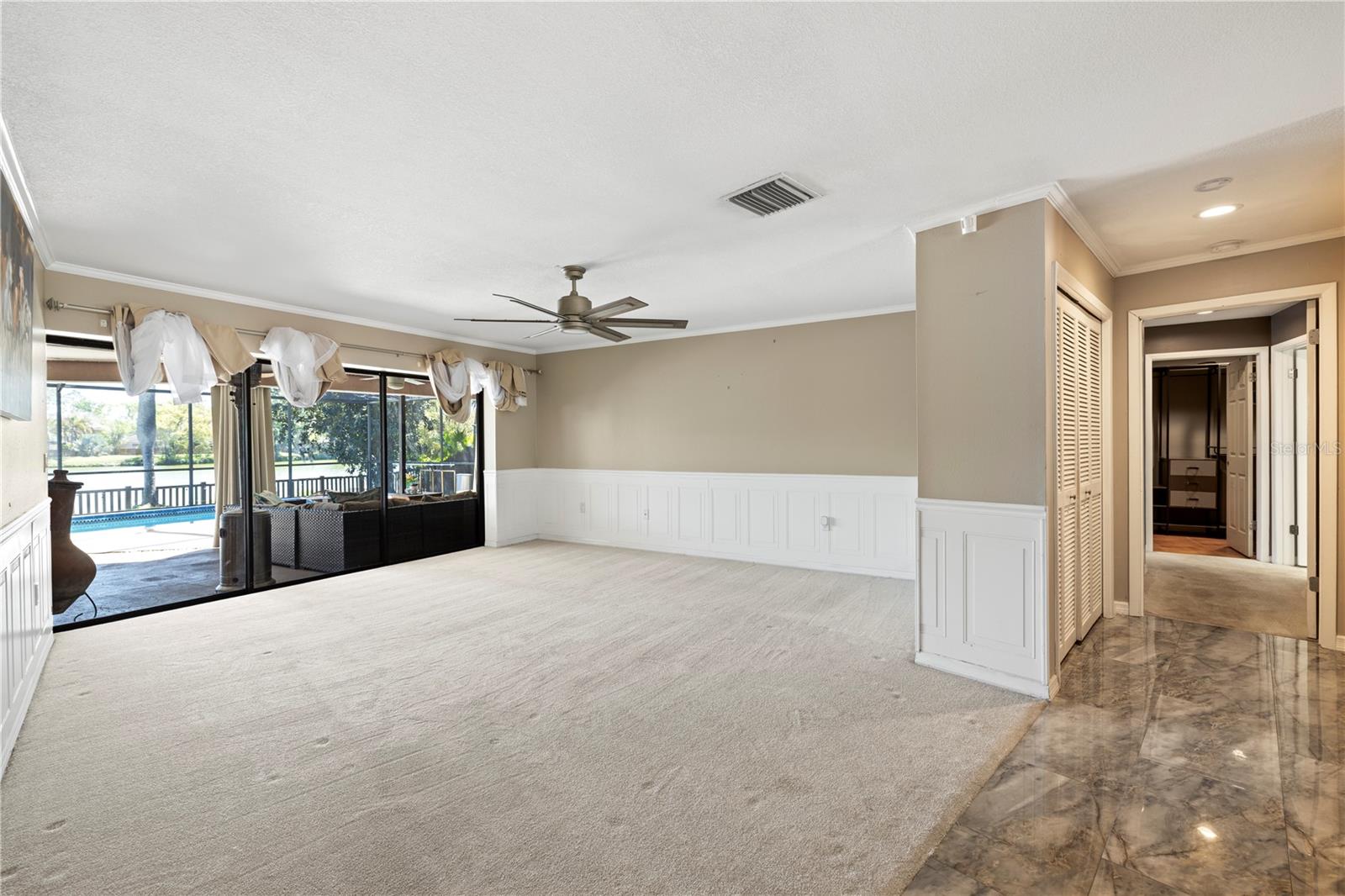 Image 19 of 59 For 14947 Lake Forest Drive