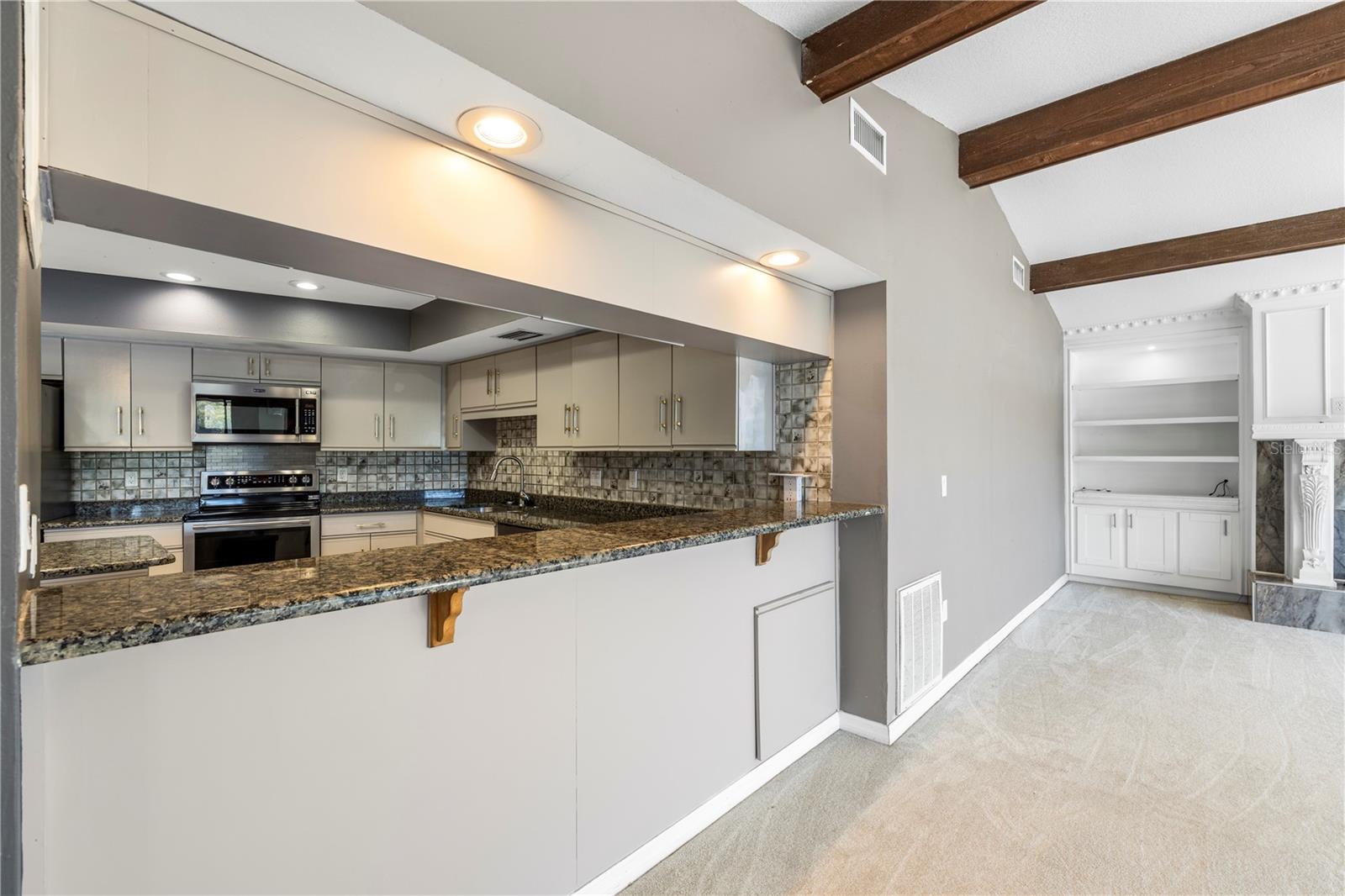 Image 25 of 59 For 14947 Lake Forest Drive