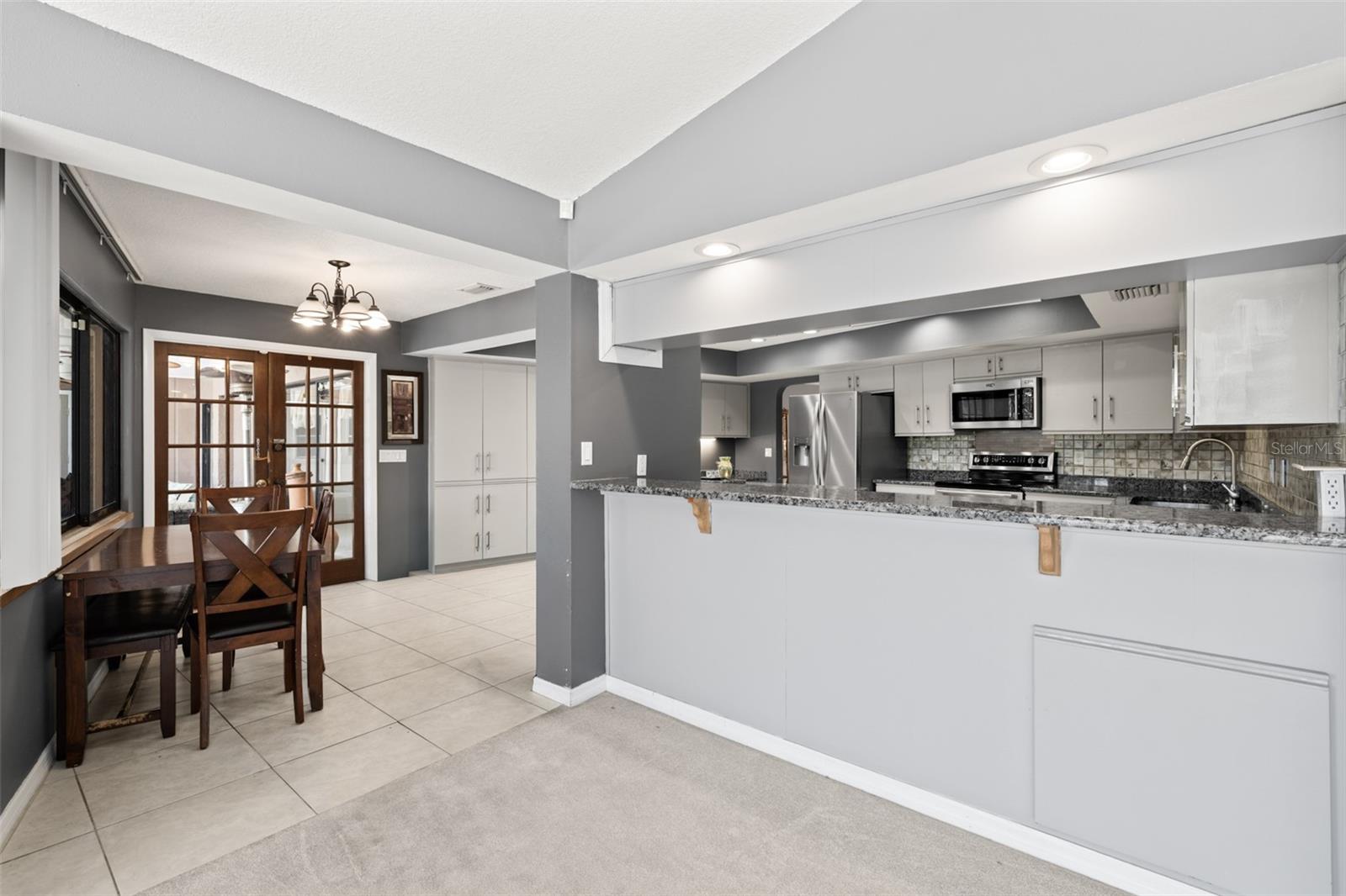 Image 28 of 59 For 14947 Lake Forest Drive