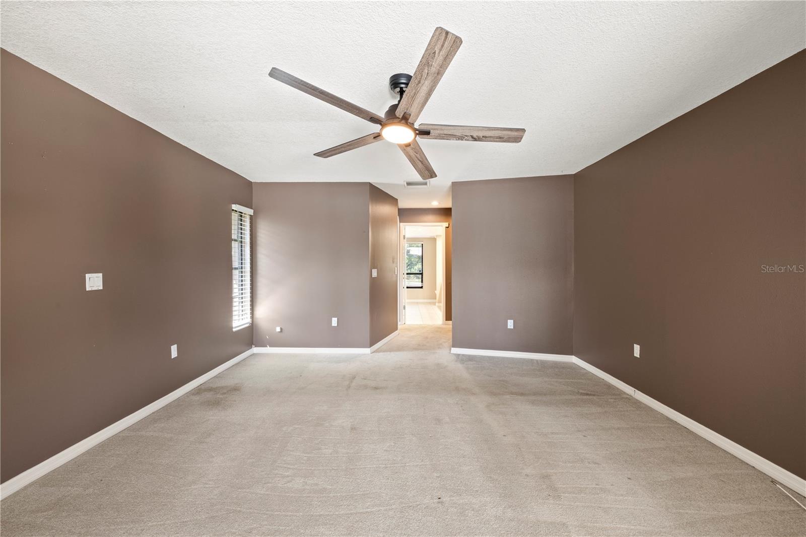 Image 38 of 59 For 14947 Lake Forest Drive