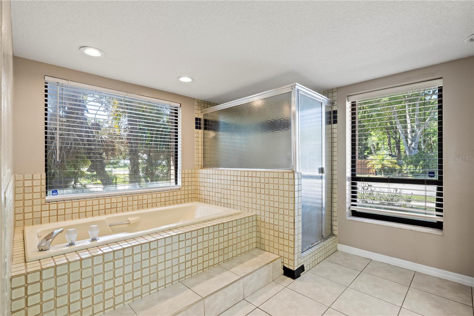 Image 42 of 59 For 14947 Lake Forest Drive