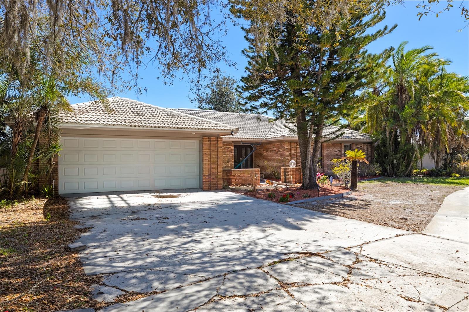 Image 7 of 59 For 14947 Lake Forest Drive