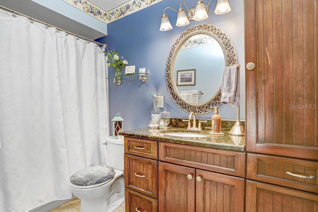 Image 14 of 26 For 14931 Old Pointe Road