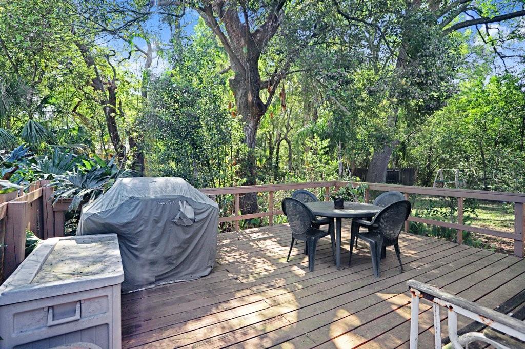 Image 19 of 26 For 14931 Old Pointe Road